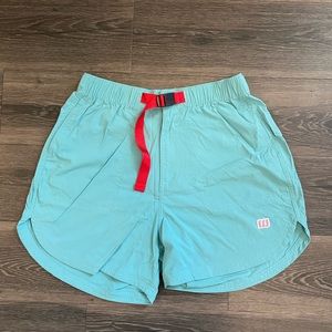 Topo Designs River short
